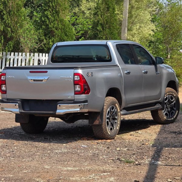 ⭐️ HILUX SRX 2023 OU 350K NO PIX ⭐️